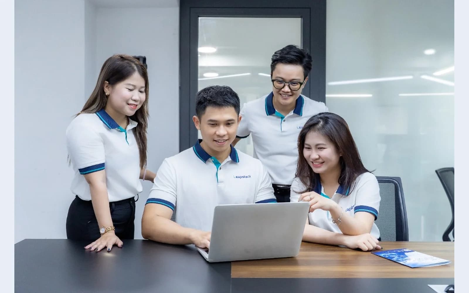 Bảo lãnh viện phí và bồi thường khác nhau như thế nào?